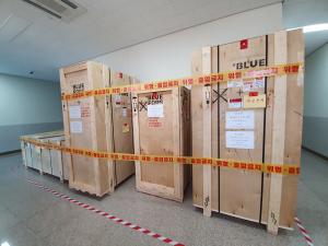 Installation of BF-2 dilution fridge 이미지